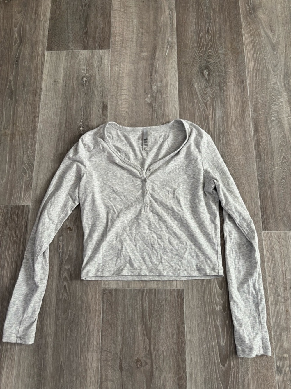 Skims vintage long sleeve crop Henley